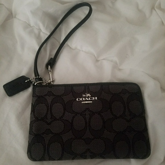 Coach Handbags - Brand new coach wristlet